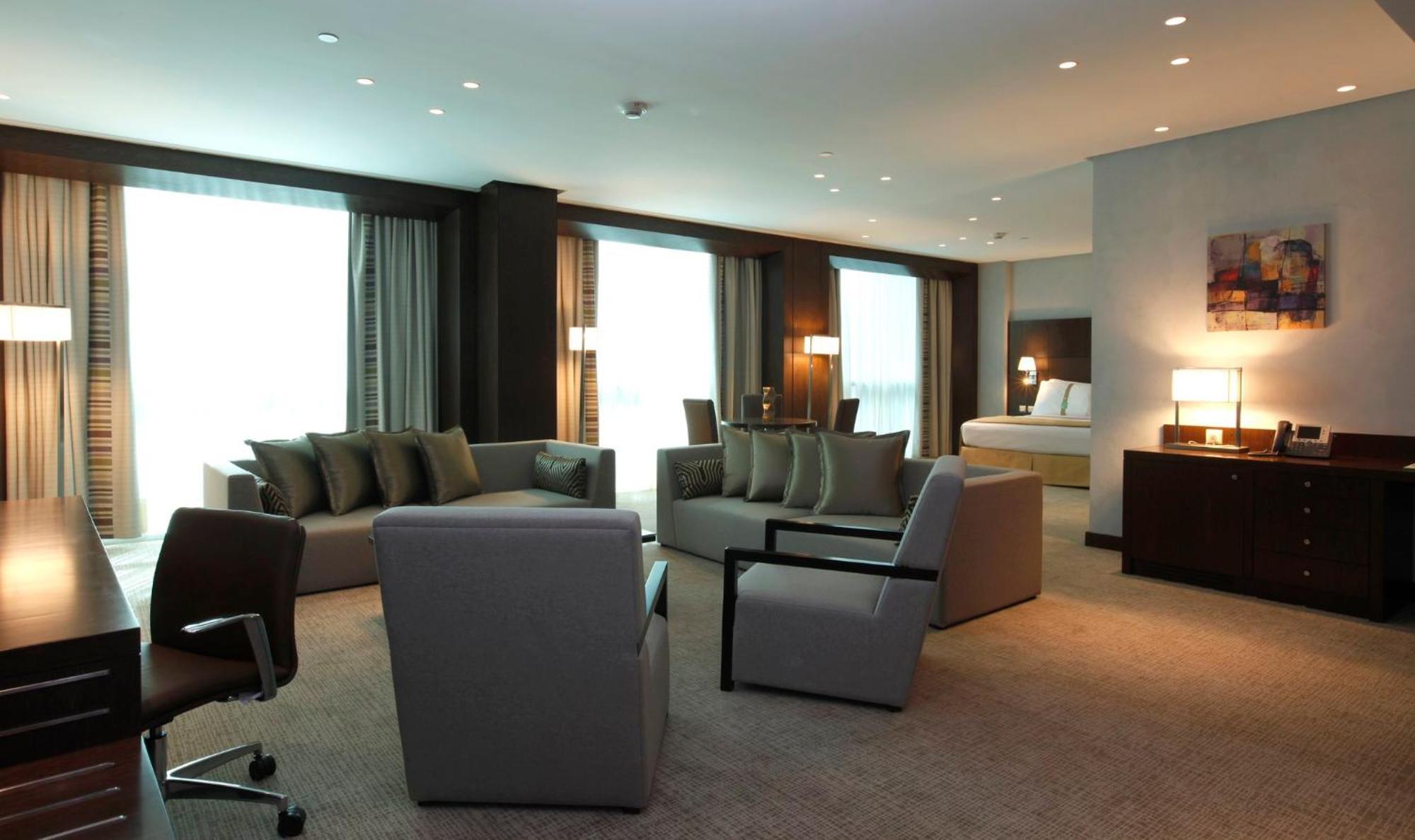 Holiday Inn Meydan By Ihg Riaad Buitenkant foto